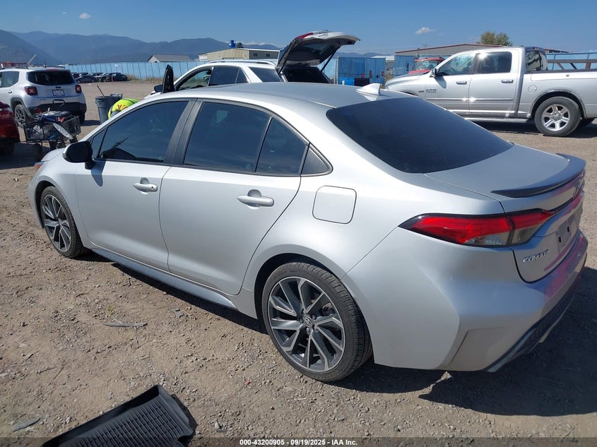 2022 Toyota Corolla VIN 5YFT4MCE6NP102058 IAAI salvage auction — HAIL, Salvage (Montana), sold $6,600 on 2026-07-29 (photo 3)