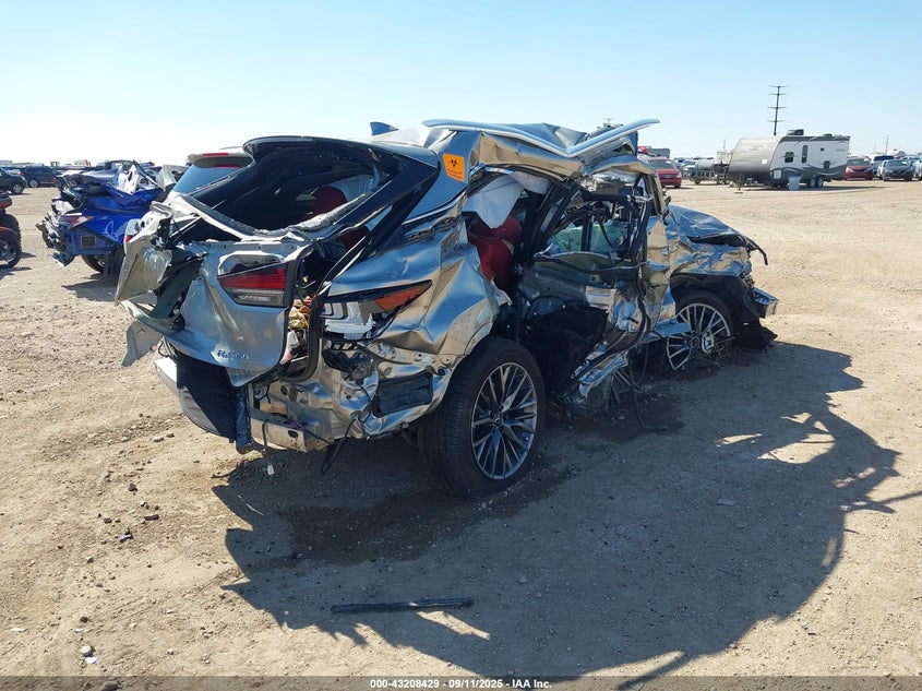2022 Lexus Rx 350 VIN 2T2YZMDA2NC322389 IAAI salvage auction — ROLLOVER, Salvage Title, sold $2,850 on 2026-08-24 (photo 4)