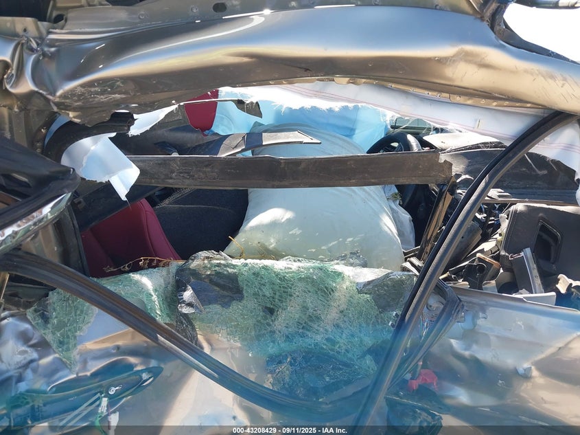 2022 Lexus Rx 350 VIN 2T2YZMDA2NC322389 IAAI salvage auction — ROLLOVER, Salvage Title, sold $2,850 on 2026-08-24 (photo 5)