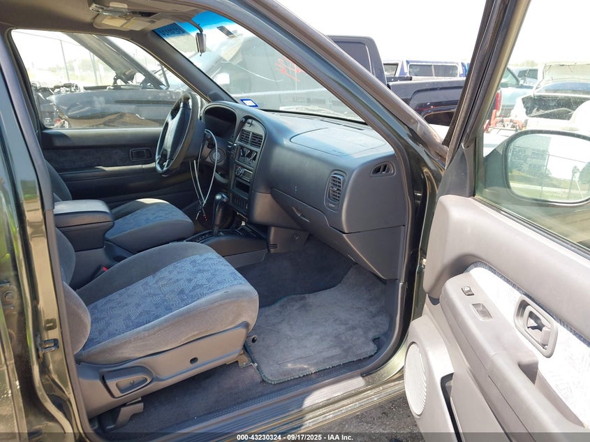 1999 Nissan Pathfinder VIN JN8AR07S5XW366422 IAAI salvage auction — ALL OVER, Clear (Michigan), sold $500 on 2026-07-07 (photo 5)