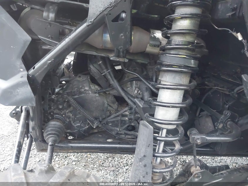2020 Can-am Maverick x3 VIN 3JBVXAV22LK000888 IAAI salvage auction — FRONT END, Non-Repairable (California), sold $7,500 on 2026-07-13 (photo 8)
