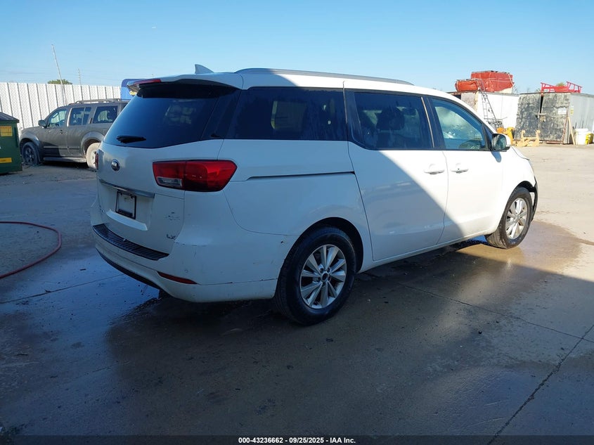 2017 Kia SEDONA VIN KNDMB5C15H6335650 IAAI salvage auction — FRONT END, Salvage Title, sold $650 on 2026-07-23 (photo 4)