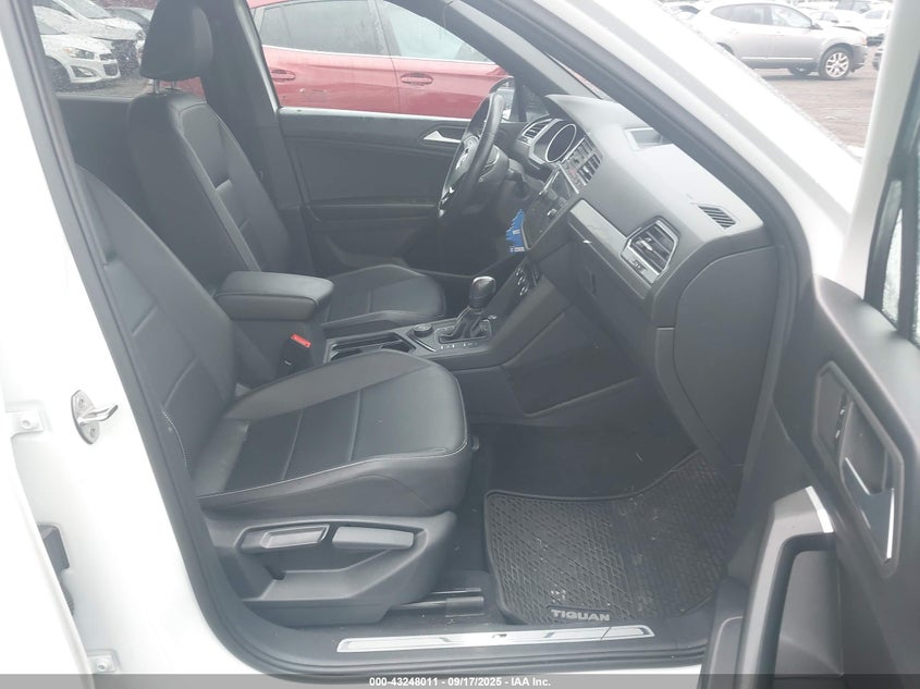 2021 Volkswagen Tiguan VIN 3VV2B7AX9MM113182 IAAI salvage auction — SIDE, Salvage (Idaho), sold $4,200 on 2026-08-10 (photo 5)