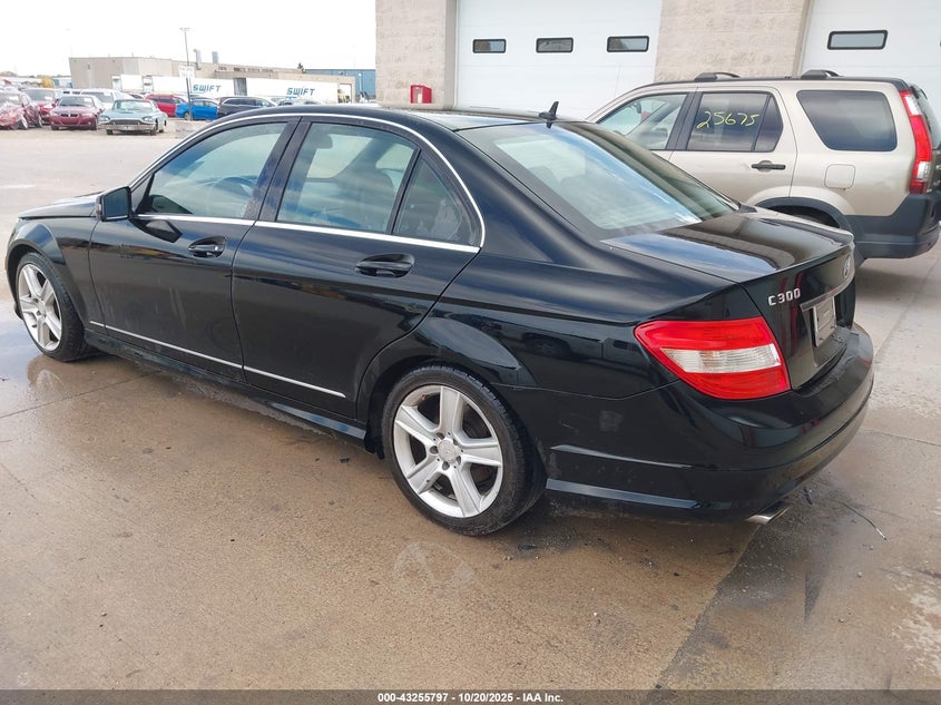 2011 Mercedes-benz C-klasse VIN WDDGF5EB1BA508288 IAAI salvage auction — RIGHT REAR, Clear-Endorsement (Wisconsin), sold $675 on 2026-07-16 (photo 3)