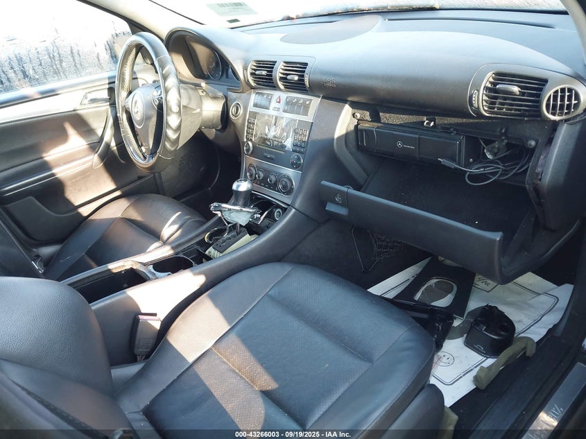 2005 Mercedes-benz C class VIN WDBRF64J85F678090 IAAI salvage auction — REAR END, Bill Of Sale (New York), sold $425 on 2026-07-14 (photo 5)