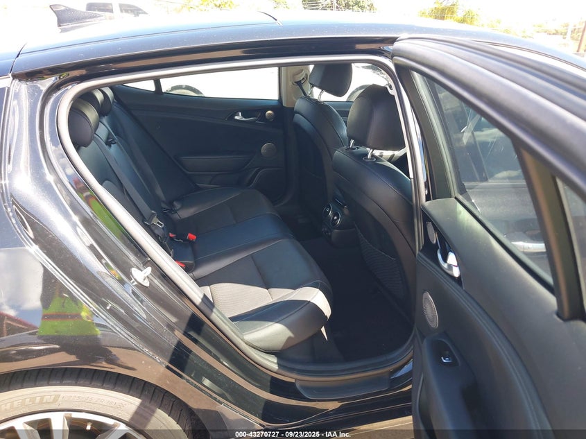 2019 Kia Stinger VIN KNAE25LA0K6058804 IAAI salvage auction — REAR END, Clear (Hawaii), sold $6,100 on 2026-07-18 (photo 8)