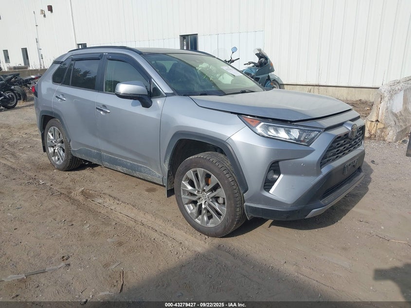 2021 Toyota Rav4 VIN JTMN1RFVXMD083493 — IAAI salvage auction photo
