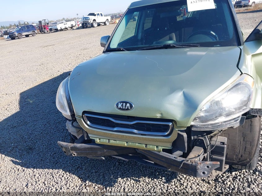 2013 Kia Soul VIN KNDJT2A56D7618406 IAAI salvage auction — FRONT END, Salvage Title, sold $250 on 2026-08-02 (photo 6)