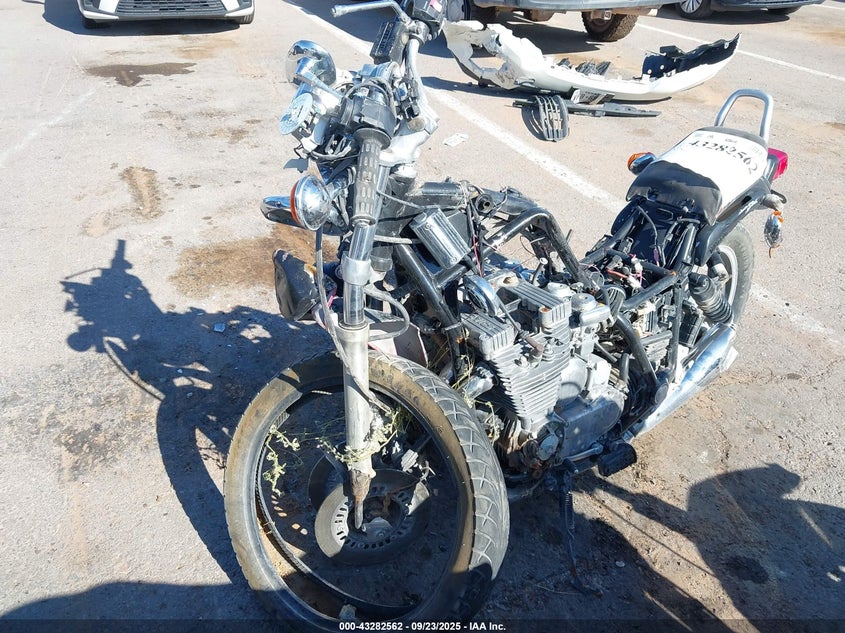 1985 Yamaha Xj VIN JYA1FG00XFA005443 IAAI salvage auction — FRONT END, Salvage (Texas), sold $100 on 2026-07-22 (photo 2)