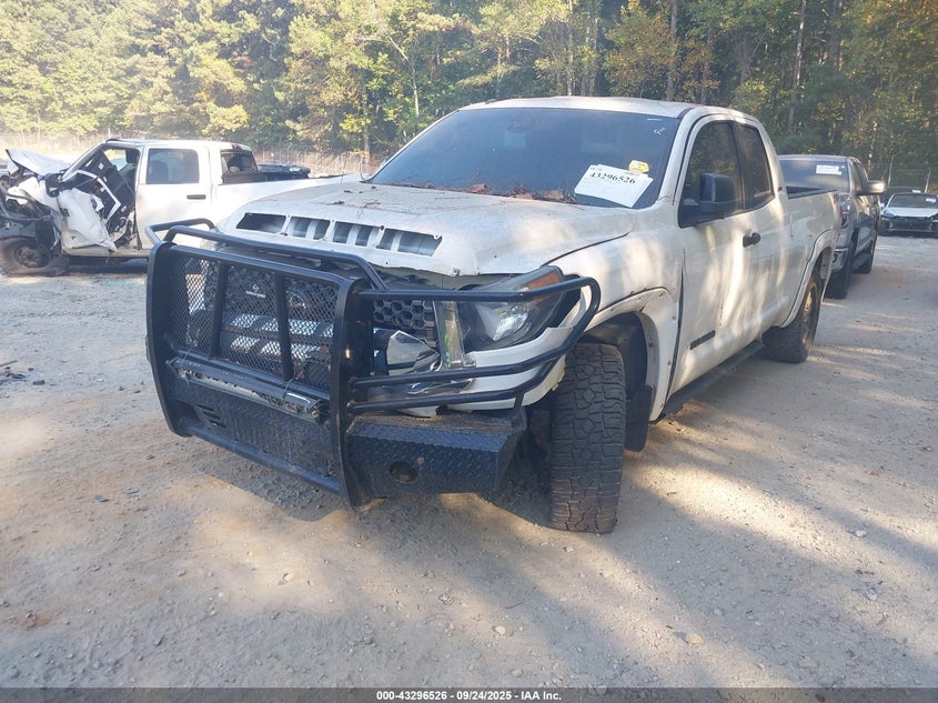 2018 Toyota Tundra VIN 5TFRM5F15JX125660 IAAI salvage auction — FRONT & REAR, Salvage Title, sold $4,450 on 2026-07-08 (photo 2)