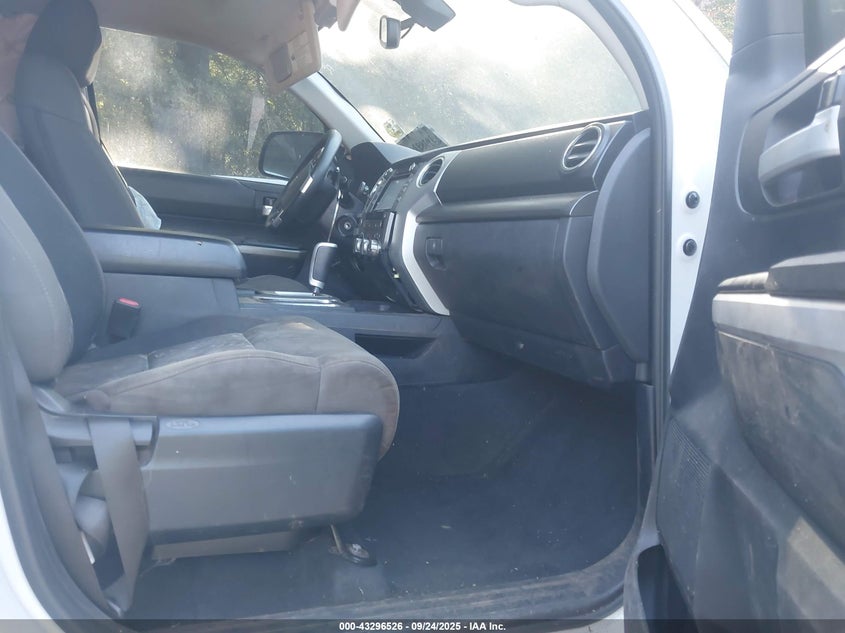 2018 Toyota Tundra VIN 5TFRM5F15JX125660 IAAI salvage auction — FRONT & REAR, Salvage Title, sold $4,450 on 2026-07-08 (photo 5)