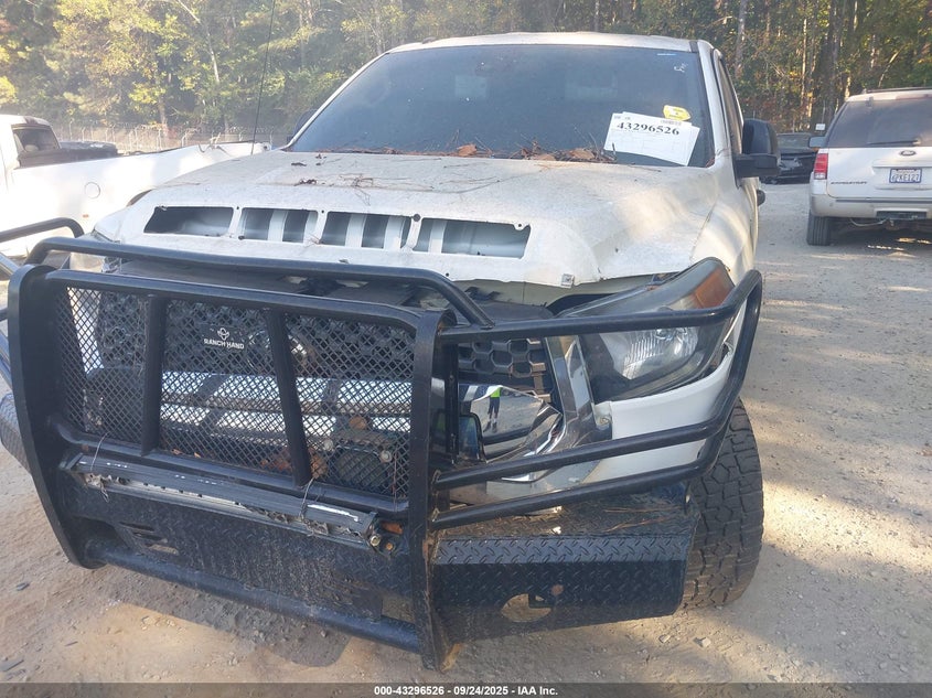 2018 Toyota Tundra VIN 5TFRM5F15JX125660 IAAI salvage auction — FRONT & REAR, Salvage Title, sold $4,450 on 2026-07-08 (photo 6)