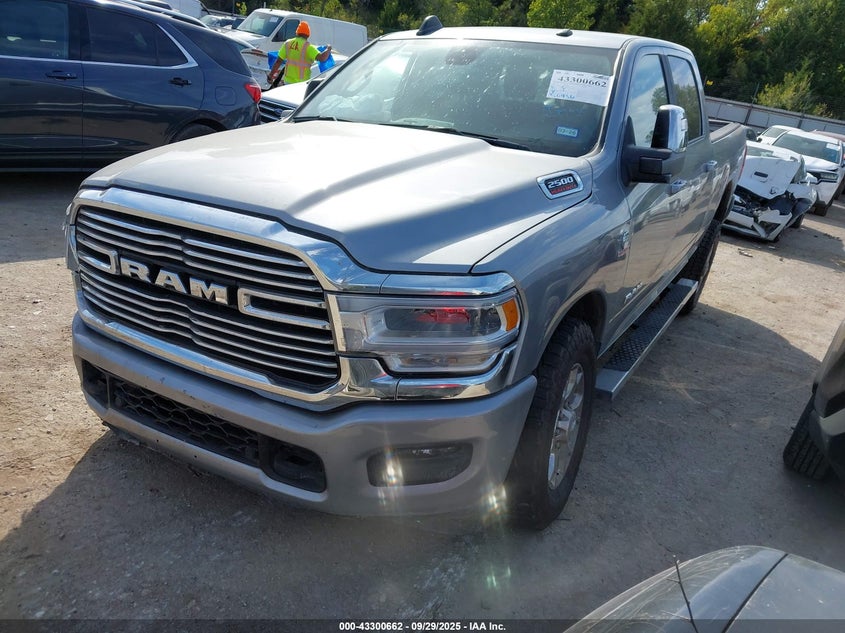 2024 Ram 2500 VIN 3C6UR5FL7RG195889 IAAI salvage auction — RIGHT SIDE, Clear (Oklahoma), sold $16,600 on 2026-07-29 (photo 2)