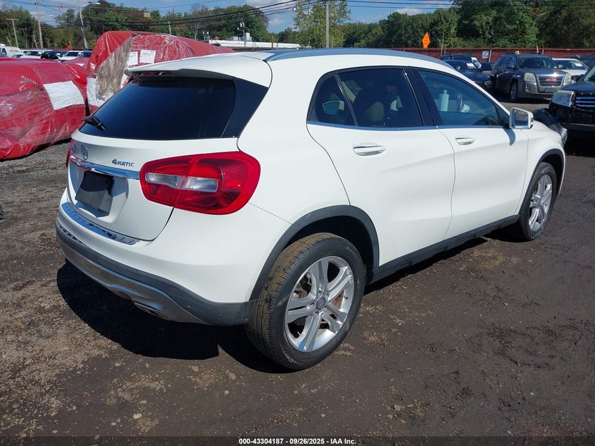 2017 Mercedes-benz Gla-class VIN WDCTG4GB7HJ303218 IAAI salvage auction — LEFT SIDE, Salvage Title, sold $2,975 on 2026-07-08 (photo 4)
