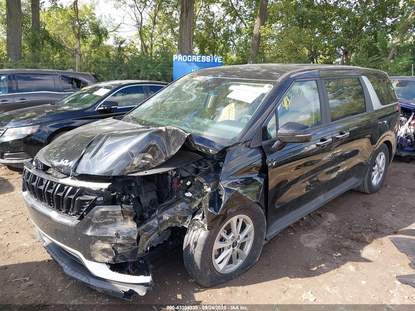 2024 Kia Carnival VIN KNDNB4H38R6433730 IAAI salvage auction — LEFT FRONT, Salvage (Indiana), sold $9,500 on 2026-07-22 (photo 2)