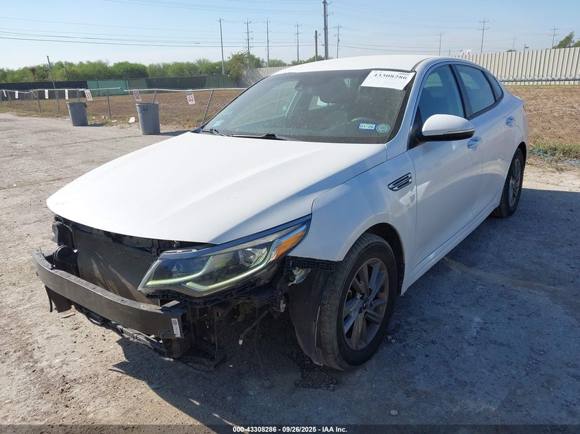 2020 Kia Optima VIN 5XXGT4L34LG380983 IAAI salvage auction — FRONT & REAR, Salvage (Texas), sold $2,850 on 2026-07-29 (photo 2)