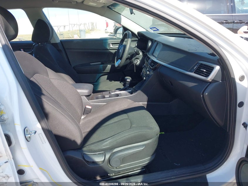 2020 Kia Optima VIN 5XXGT4L34LG380983 IAAI salvage auction — FRONT & REAR, Salvage (Texas), sold $2,850 on 2026-07-29 (photo 5)