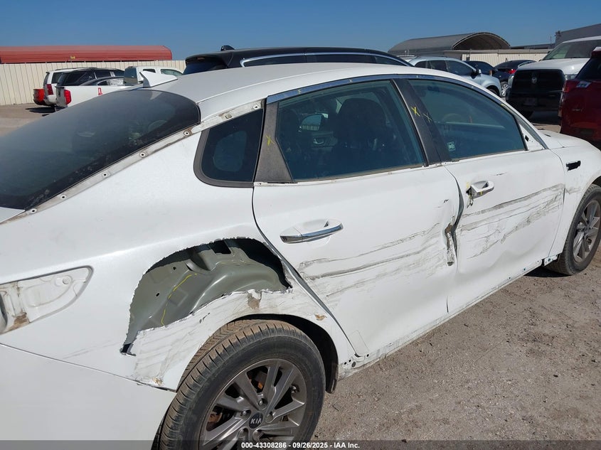 2020 Kia Optima VIN 5XXGT4L34LG380983 IAAI salvage auction — FRONT & REAR, Salvage (Texas), sold $2,850 on 2026-07-29 (photo 6)