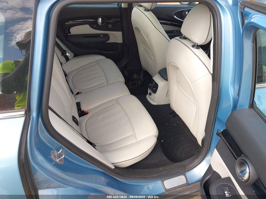 2018 Mini Cooper clubman VIN WMWLU5C58J2G03211 IAAI salvage auction — FRONT END, Salvage Title, sold $225 on 2026-07-27 (photo 8)