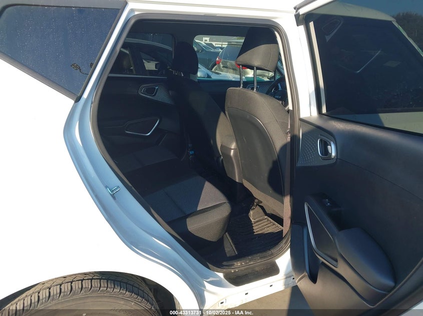 2024 Kia Soul VIN KNDJ23AU4R7235216 IAAI salvage auction — HAIL, Original (Texas), sold $4,500 on 2026-07-14 (photo 8)