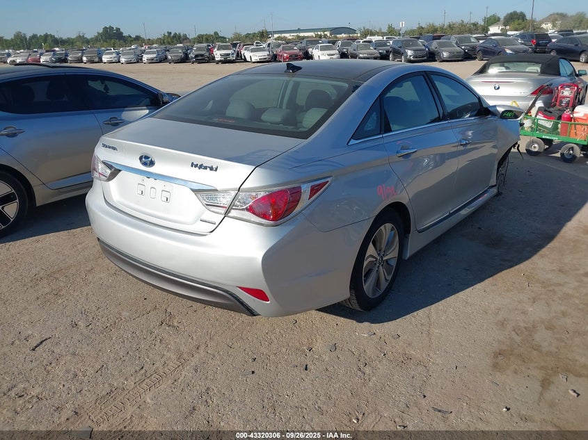 2015 Hyundai Sonata hybrid VIN KMHEC4A47FA132211 IAAI salvage auction — FRONT END, Salvage Title, sold $725 on 2026-07-29 (photo 4)