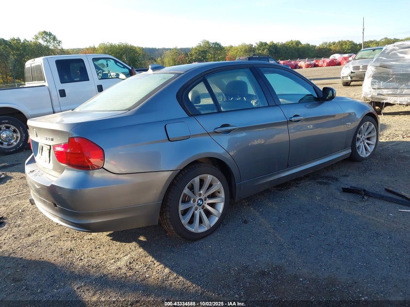 2011 BMW 3er VIN WBAPK5C5XBA993868 IAAI salvage auction — WATER/FLOOD, Salvage (Idaho), sold $225 on 2026-07-16 (photo 4)