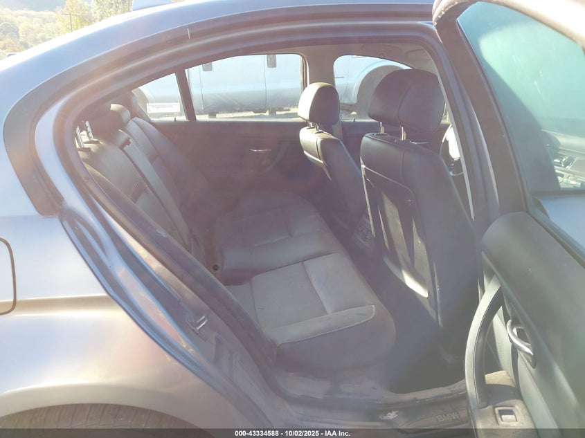 2011 BMW 3er VIN WBAPK5C5XBA993868 IAAI salvage auction — WATER/FLOOD, Salvage (Idaho), sold $225 on 2026-07-16 (photo 8)