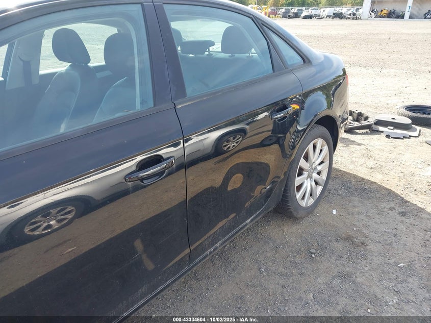 2012 Audi A4 VIN WAUBFAFL0CN013754 IAAI salvage auction — WATER/FLOOD, Salvage Title, sold $400 on 2026-07-16 (photo 6)
