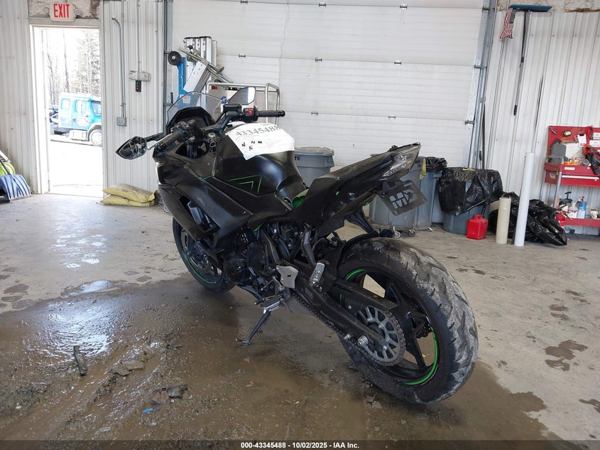 2023 Kawasaki Ex650 VIN ML5EXER18PDA90539 IAAI salvage auction — THEFT, Salvage Title, sold $1,450 on 2026-07-10 (photo 3)