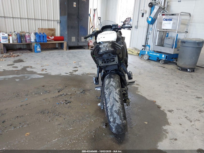 2023 Kawasaki Ex650 VIN ML5EXER18PDA90539 IAAI salvage auction — THEFT, Salvage Title, sold $1,450 on 2026-07-10 (photo 6)