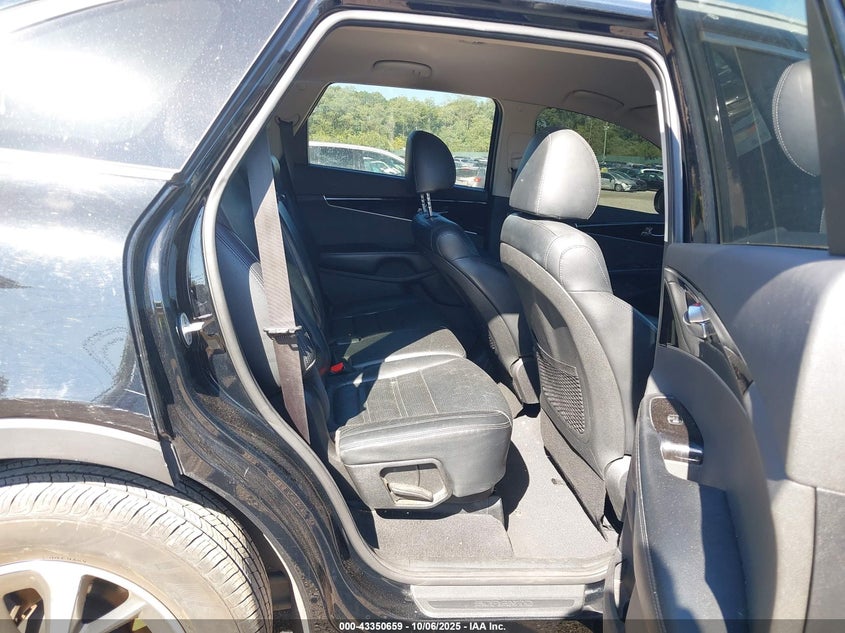 2019 Kia Sorento VIN 5XYPH4A5XKG515514 IAAI salvage auction — FRONT END, Salvage (Rhode Island), sold $1,600 on 2026-07-28 (photo 8)