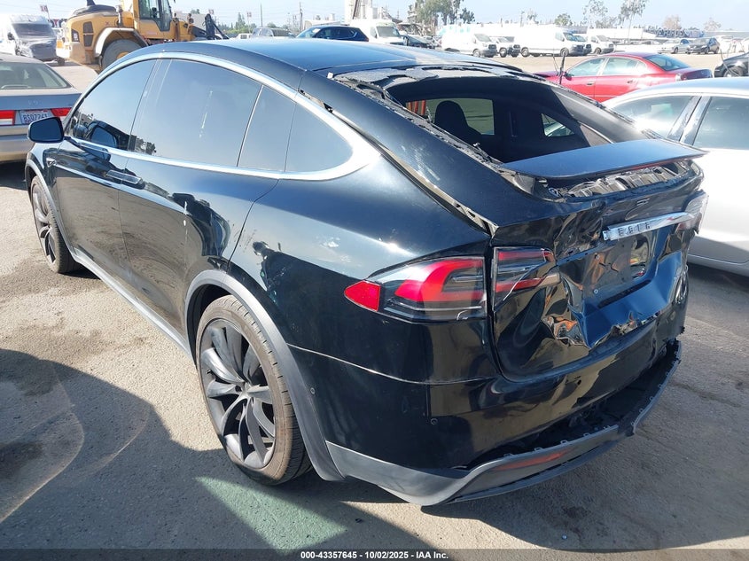 2019 Tesla Model x VIN 5YJXCAE23KF183629 IAAI salvage auction — REAR END, Salvage Title, sold $9,400 on 2026-07-29 (photo 3)