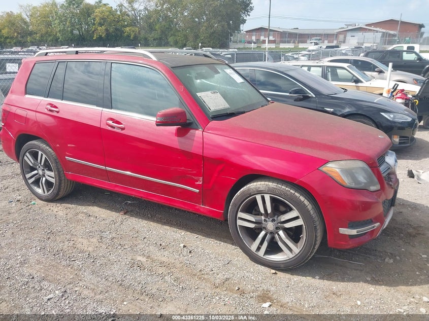 2015 Mercedes-benz Glk-class VIN WDCGG5HB8FG364223 IAAI salvage auction — RIGHT SIDE, Salvage Title, sold $4,000 on 2026-07-09 (photo 1)