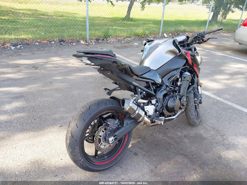 2023 Kawasaki Zr VIN ML5ZRDF13PDA61203 IAAI salvage auction — LEFT & RIGHT, Salvage (New Jersey), sold $1,200 on 2026-07-08 (photo 4)
