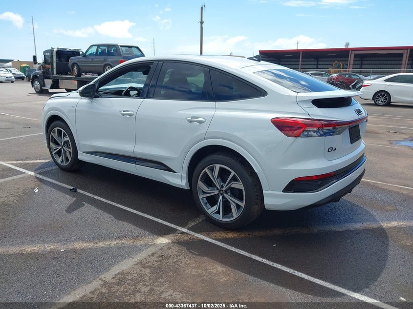 2025 Audi Q4 e-tron sportback VIN WA12UBFZ4SP040830 IAAI salvage auction — RIGHT FRONT, Other, sold $4,800 on 2026-07-18 (photo 3)