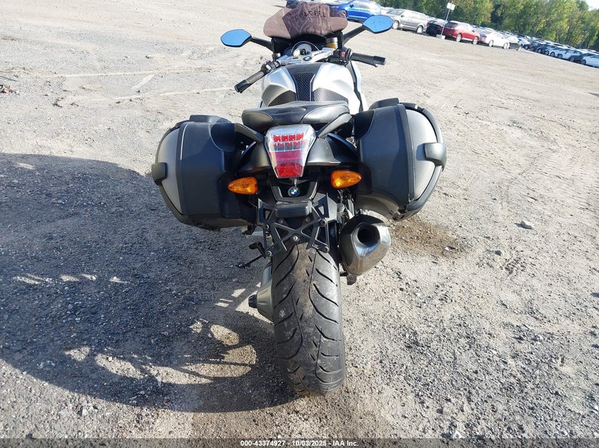 2014 BMW K1300 VIN WB1050903E2B95009 IAAI salvage auction — RIGHT SIDE, Salvage (New Jersey), sold $2,850 on 2026-07-08 (photo 6)