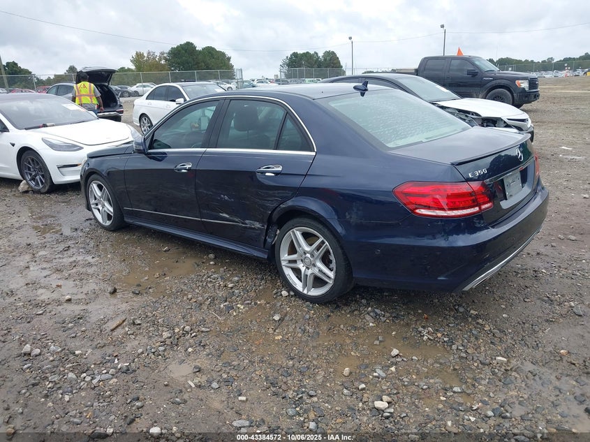 2014 Mercedes-benz E-class VIN WDDHF5KB0EA889239 IAAI salvage auction — SIDE, Salvage Title, sold $1,950 on 2026-08-12 (photo 3)