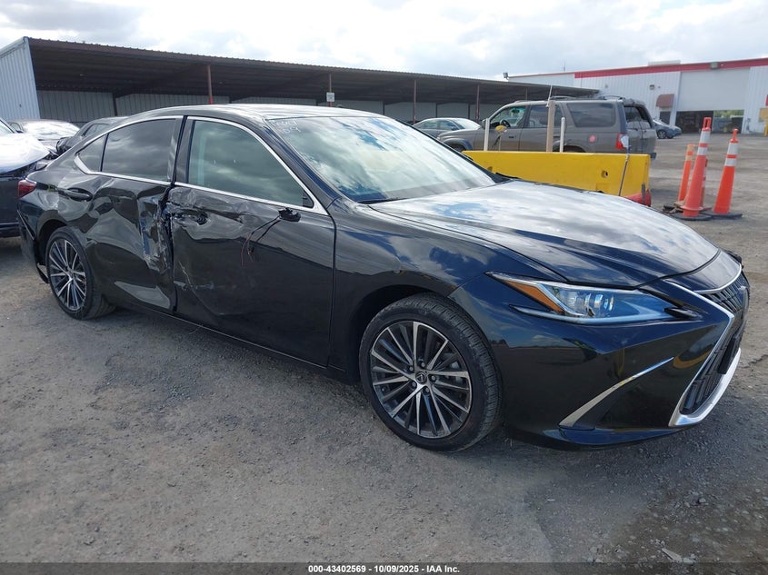 2023 Lexus Es 300h VIN 58ADA1C15PU032362 IAAI salvage auction — THEFT, Salvage Title, sold $14,375 on 2026-07-24 (photo 1)
