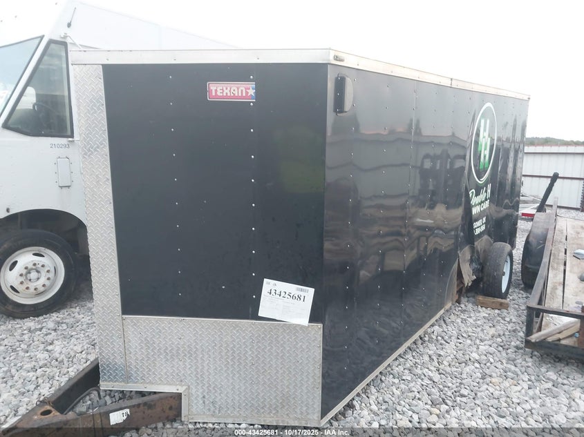 2018 VIN 5RTBE1628JD064059 IAAI salvage auction — SIDE, Clear (Oklahoma), sold $700 on 2026-07-14 (photo 2)