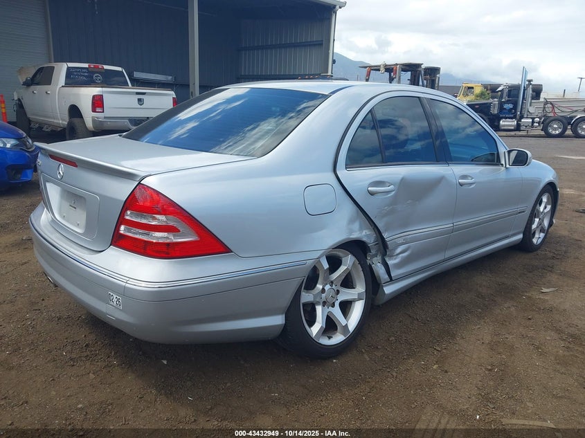 2007 Mercedes-benz C class VIN WDBRF52H67F902521 IAAI salvage auction — REAR END, Salvage (Hawaii), sold $100 on 2026-07-21 (photo 6)
