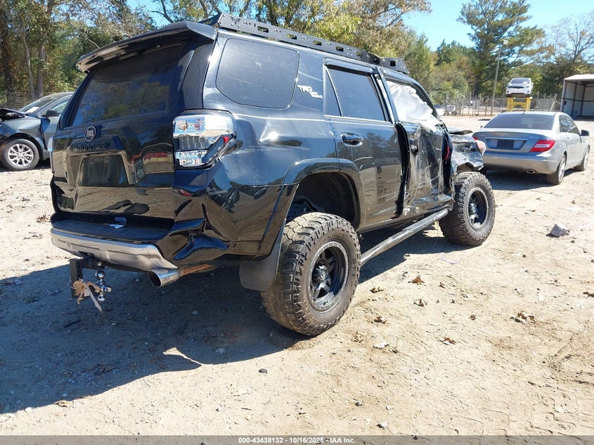 2018 Toyota 4runner VIN JTEBU5JRXJ5570398 IAAI salvage auction — ROLLOVER, Salvage (Georgia), sold $4,500 on 2026-07-10 (photo 4)