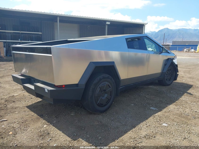 2024 Tesla Cybertruck VIN 7G2CEHED8RA049481 IAAI salvage auction — Front End, Salvage (Hawaii), sold $21,250 on 2026-02-26 (photo 4)
