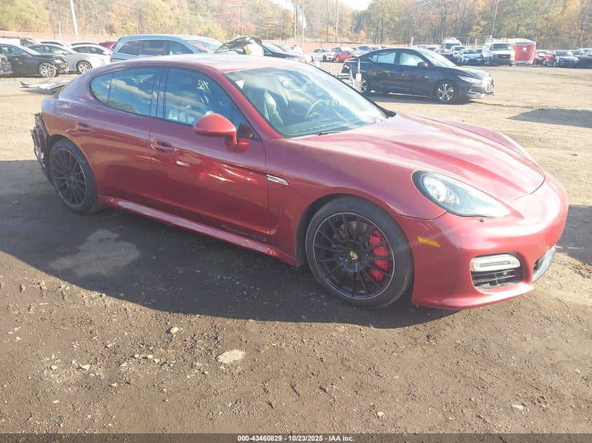 2013 Porsche Panamera VIN WP0AF2A77DL075390 — IAAI salvage auction photo