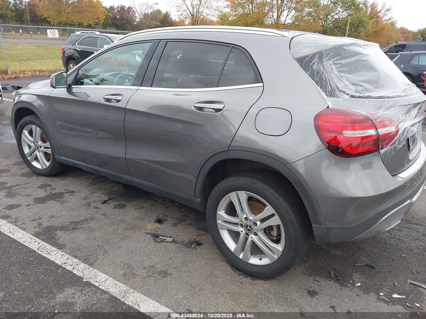 2019 Mercedes-benz Gla-class VIN WDCTG4GB0KJ586374 IAAI salvage auction — WATER/FLOOD, Salvage (New Jersey), sold $6,050 on 2026-07-06 (photo 3)