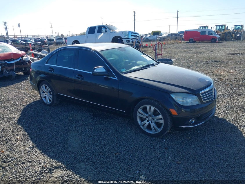 2009 Mercedes-benz C class VIN WDDGF54XX9F204631 IAAI salvage auction — SIDE, Salvage (Oregon), sold $675 on 2026-08-10 (photo 1)