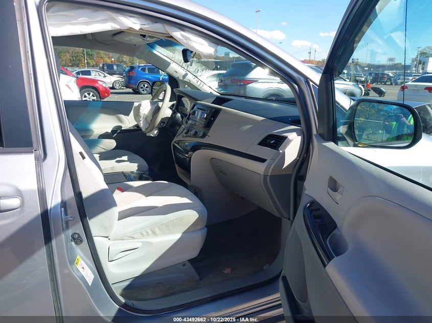 2012 Toyota Sienna VIN 5TDKK3DC8CS252105 IAAI salvage auction — FRONT END, Other, sold $1,475 on 2026-07-20 (photo 5)