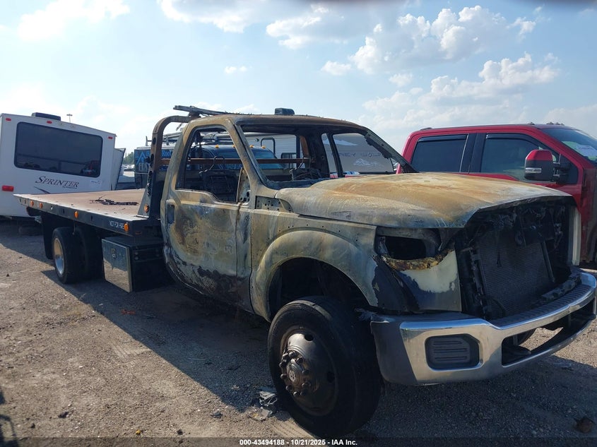 2011 Ford F550 VIN 1FDUF5GY1BEB78235 IAAI salvage auction — TOTAL BURN, Non-Repairable (Texas), sold $7,400 on 2026-07-15 (photo 1)