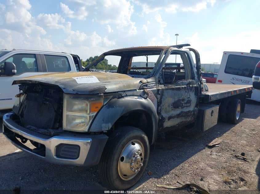 2011 Ford F550 VIN 1FDUF5GY1BEB78235 IAAI salvage auction — TOTAL BURN, Non-Repairable (Texas), sold $7,400 on 2026-07-15 (photo 2)