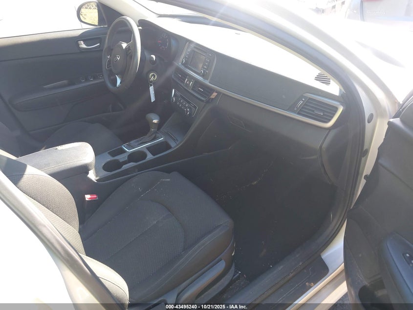 2016 Kia Optima VIN 5XXGT4L30GG025928 IAAI salvage auction — REAR END, Other, sold $1,250 on 2026-07-16 (photo 5)