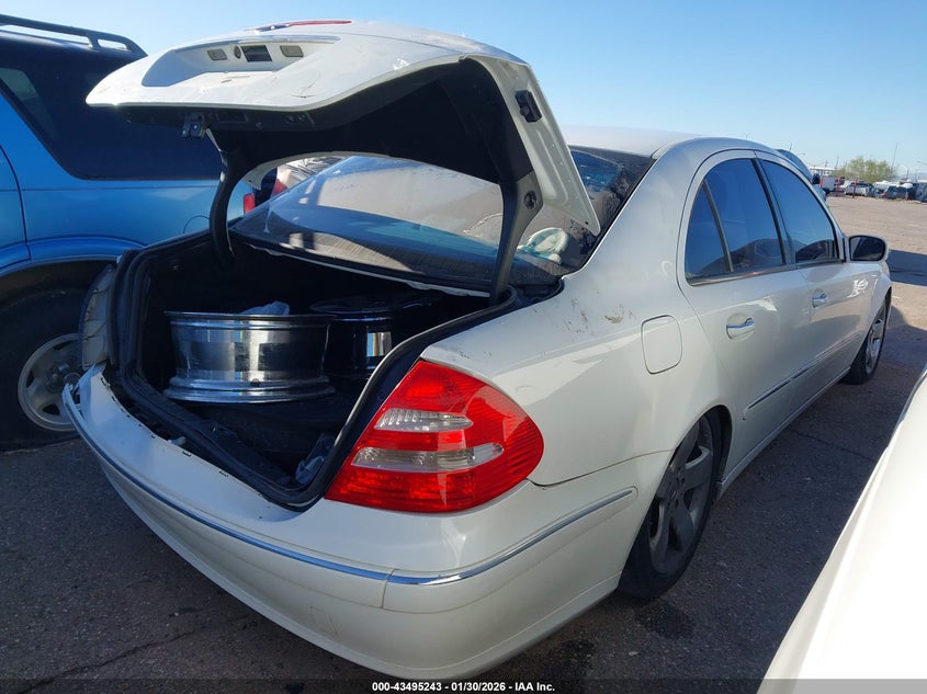 2006 Mercedes-benz E-klasse VIN WDBUF70J56A907894 IAAI salvage auction — REAR END, Salvage (Idaho), sold $100 on 2026-07-23 (photo 4)